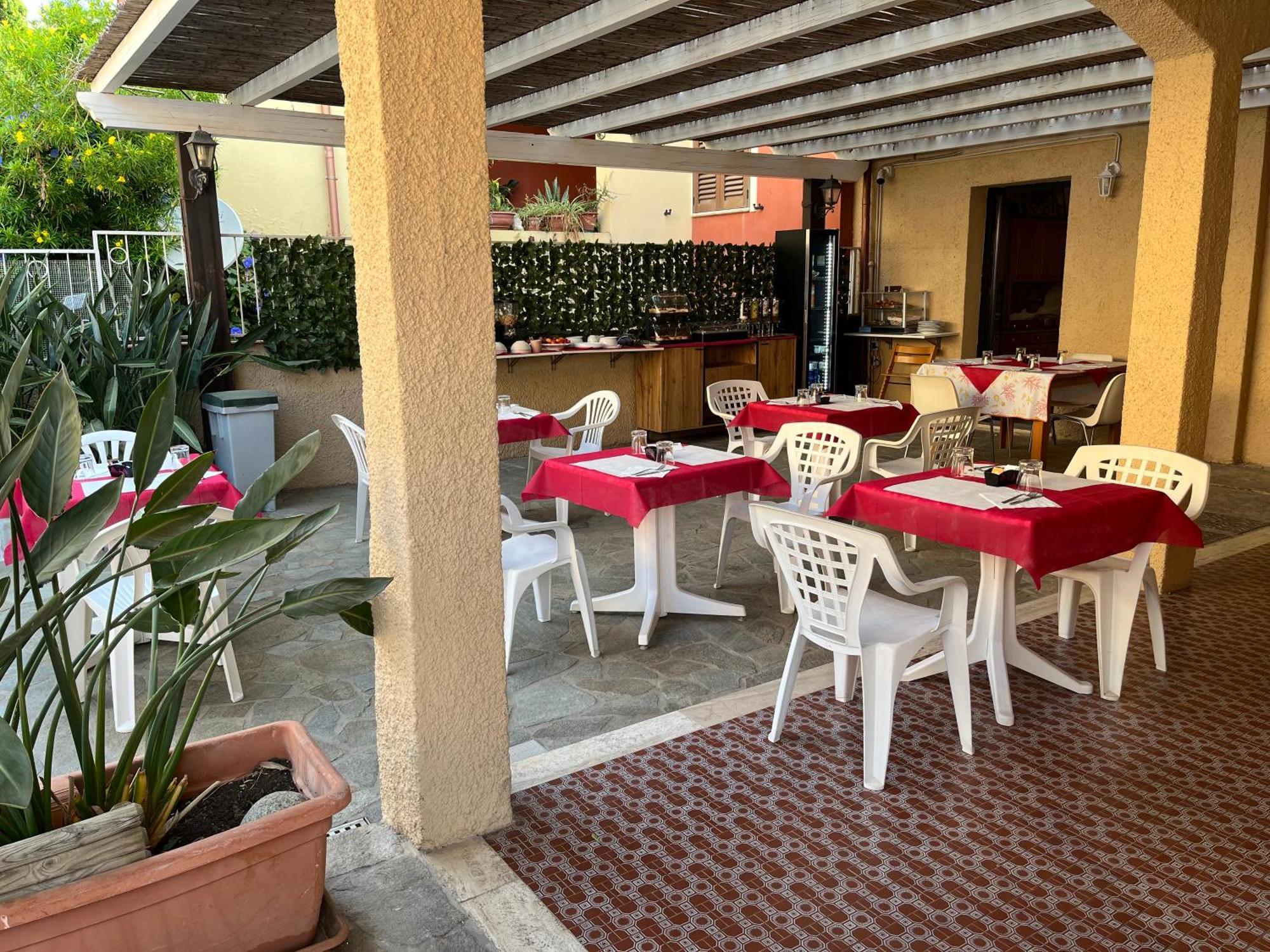 Casa Tacconi Bed and Breakfast Villasimius Εξωτερικό φωτογραφία